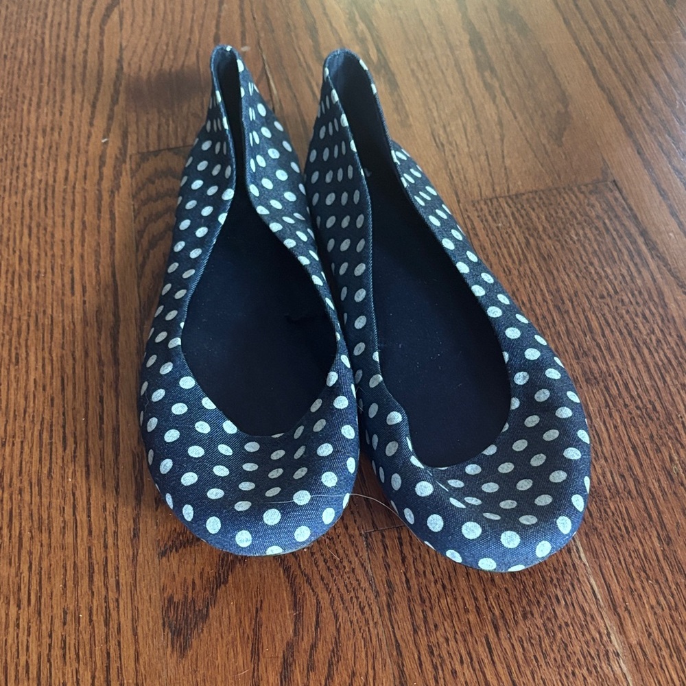 Navy Polka Dot Women's Ballet Flats